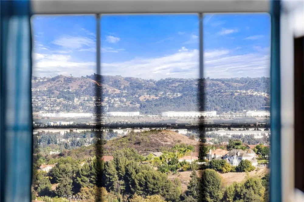 19528 Morning Grove Ln Walnut, CA 91789