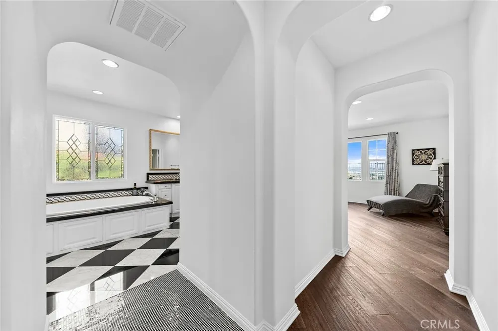 19528 Morning Grove Ln Walnut, CA 91789