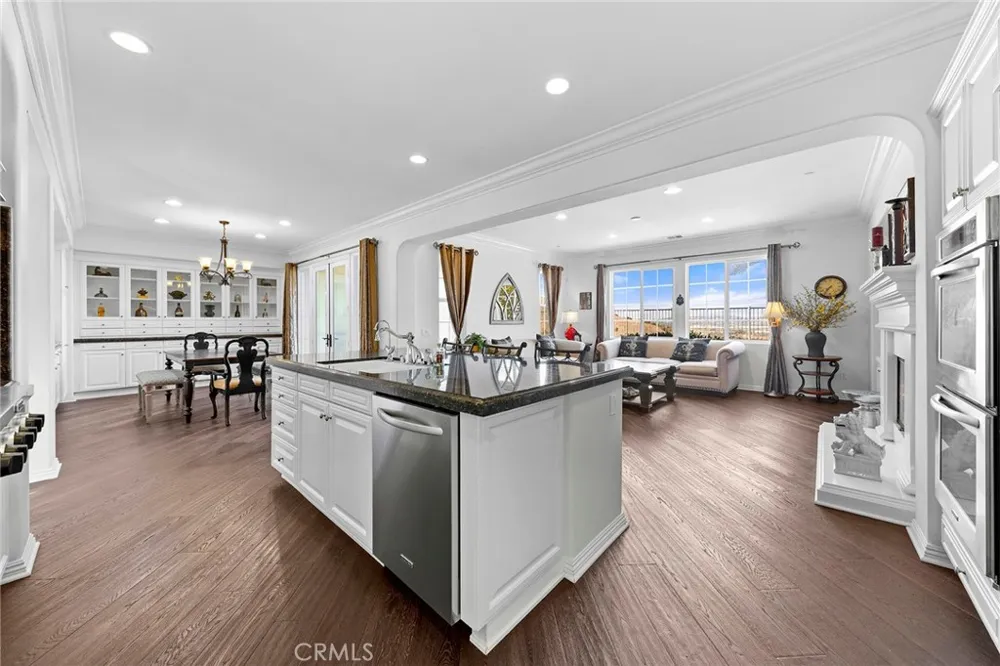 19528 Morning Grove Ln Walnut, CA 91789