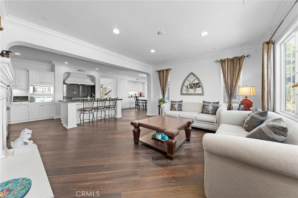 19528 Morning Grove Ln Walnut, CA 91789