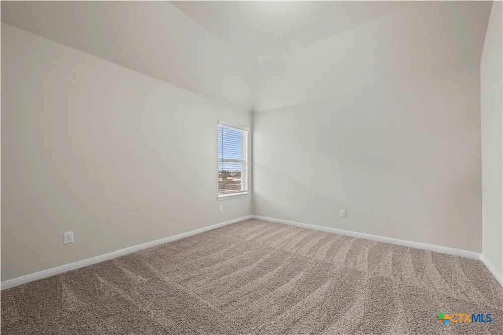 1906 Longmire Loop Temple, TX 76502