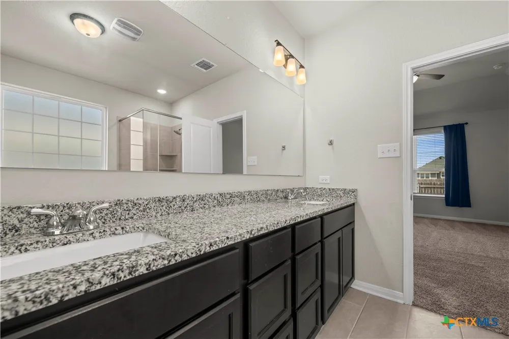 1906 Longmire Loop Temple, TX 76502
