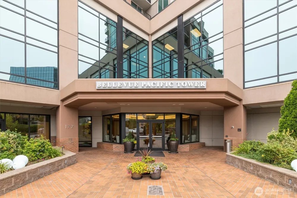 177 107th Ave NE #1204 Bellevue, WA 98004