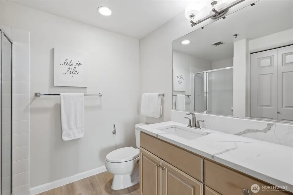 177 107th Ave NE #1204 Bellevue, WA 98004