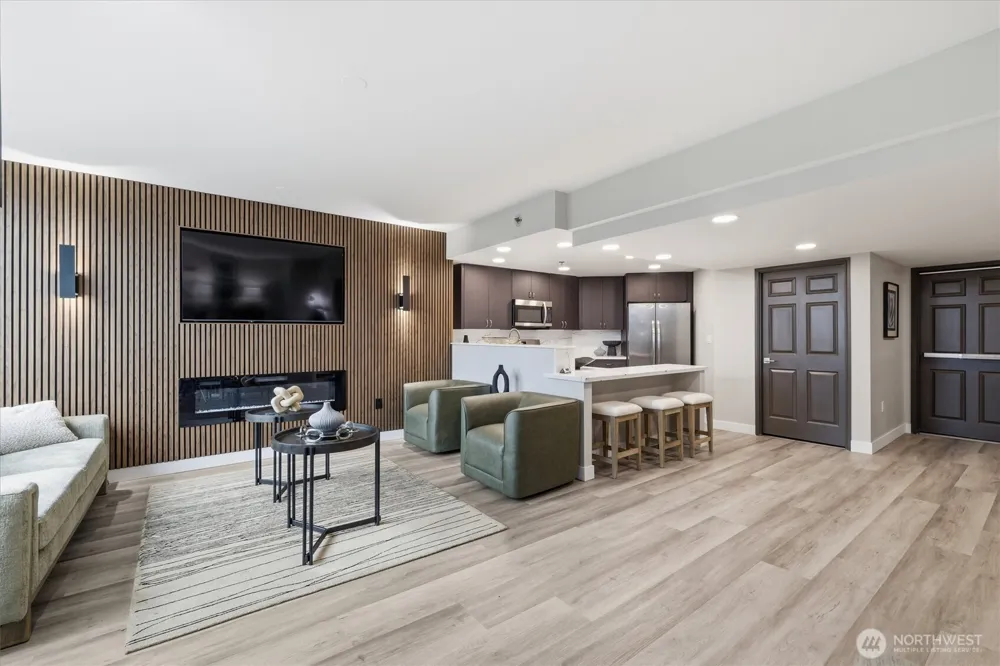 177 107th Ave NE #1204 Bellevue, WA 98004