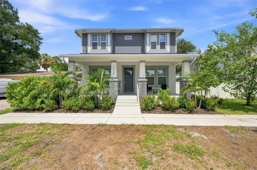 1915 W STATE STREET Tampa, FL 33606