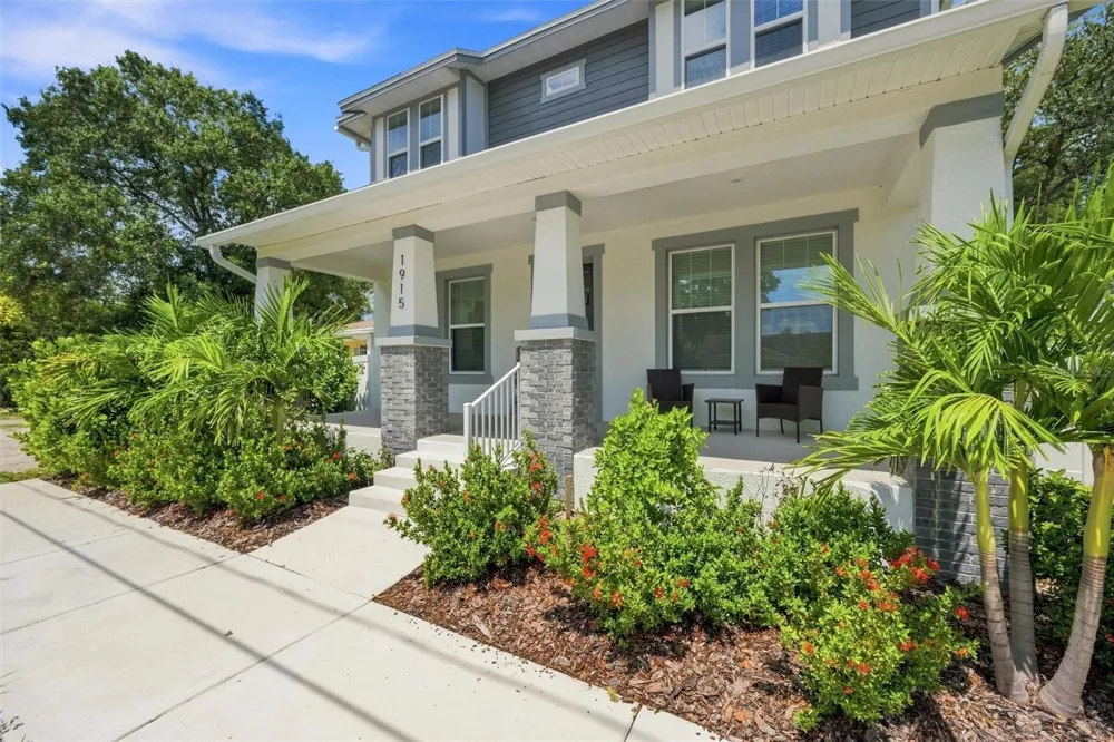 1915 W STATE STREET Tampa, FL 33606