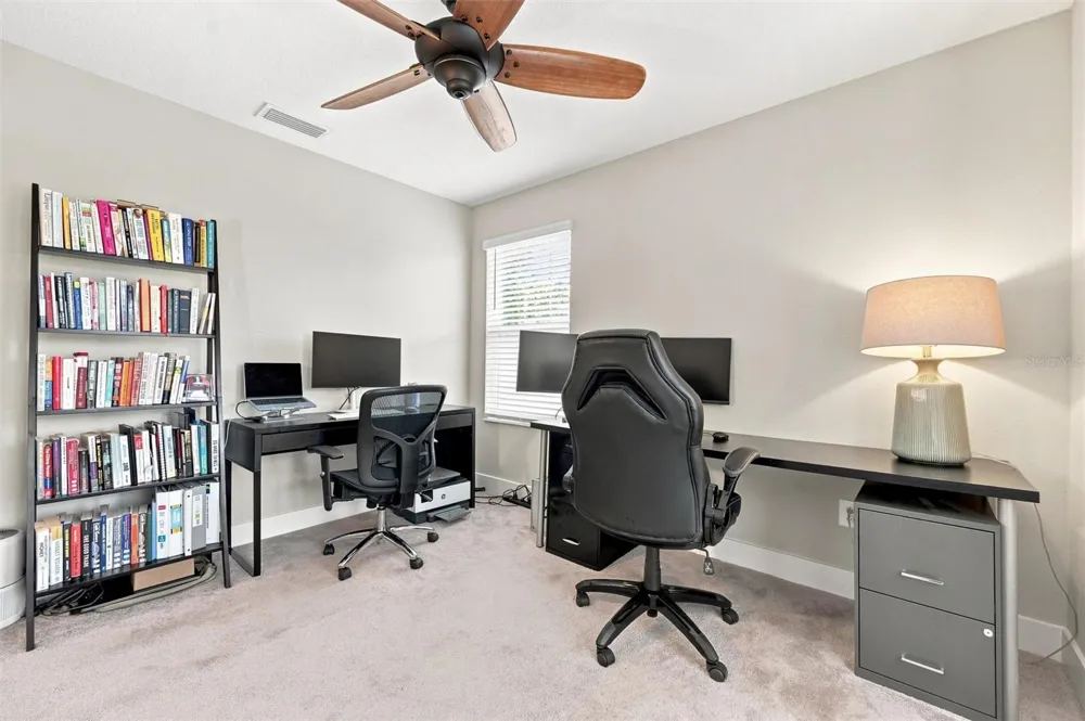1915 W STATE STREET Tampa, FL 33606