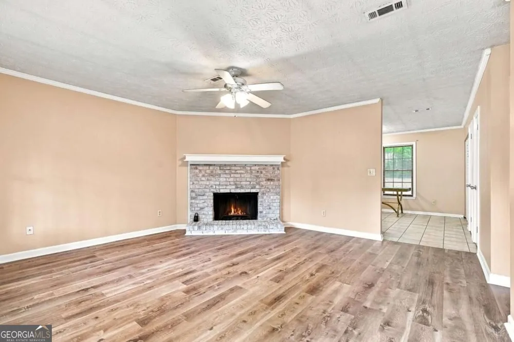 67 Rivercrest CT Riverdale, GA 30274