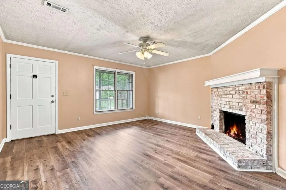 67 Rivercrest CT Riverdale, GA 30274