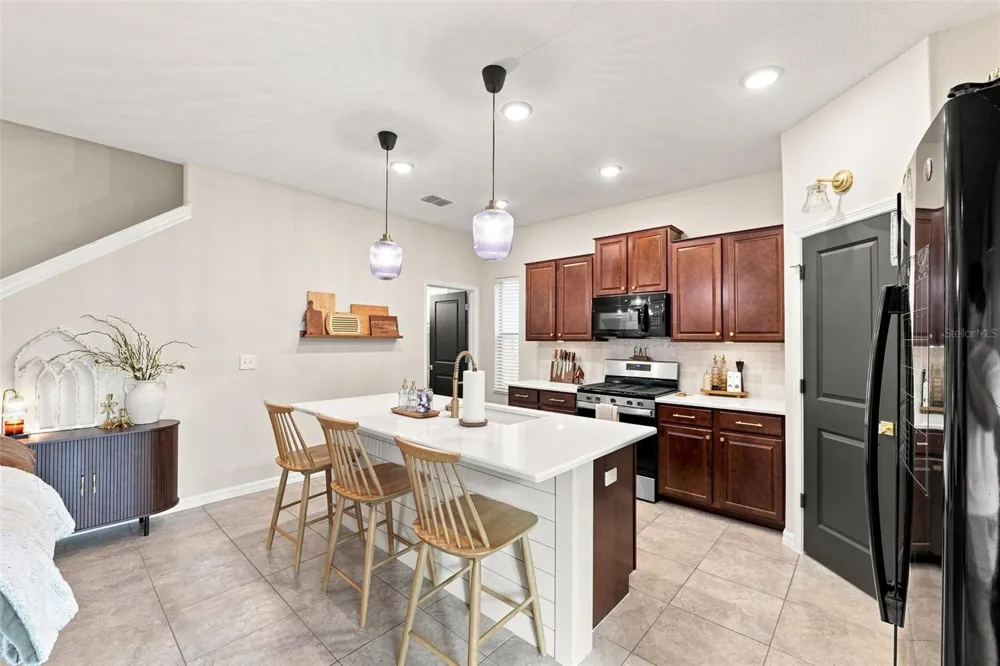 8096 SEAGARDEN LANE Land O Lakes, FL 34637