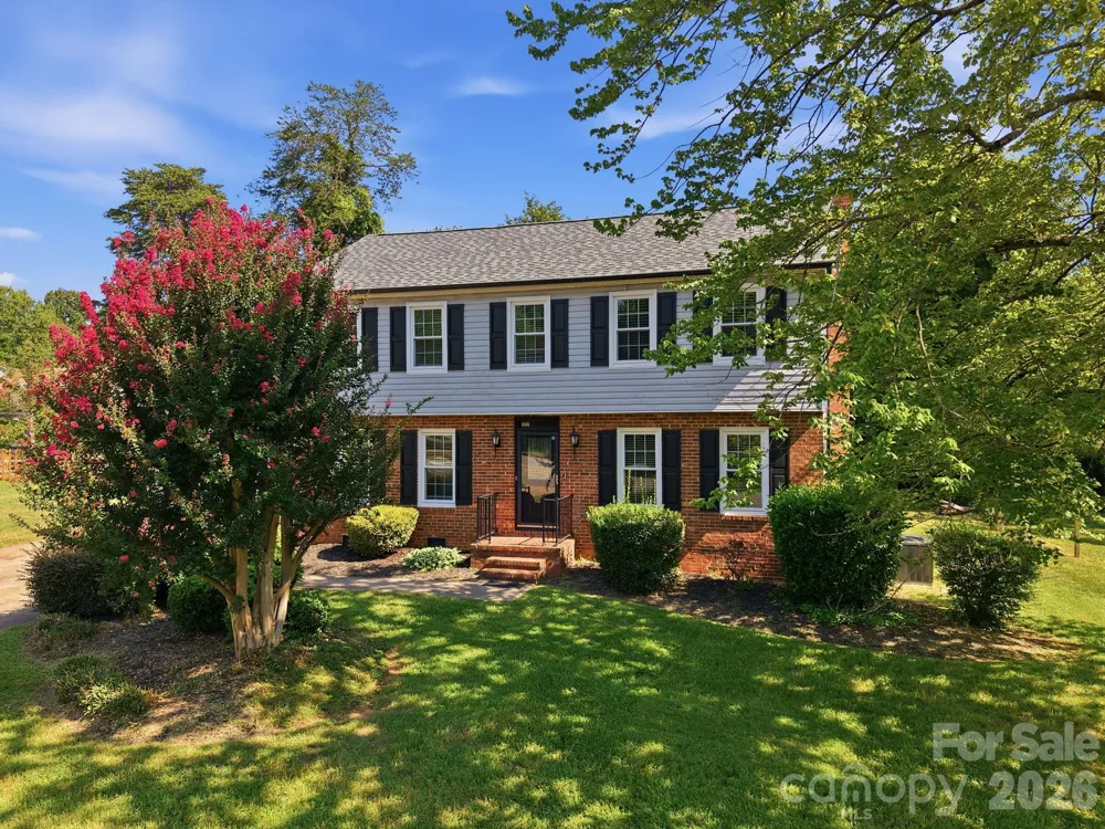 105 Peach Orchard Drive Greensboro, NC 27455