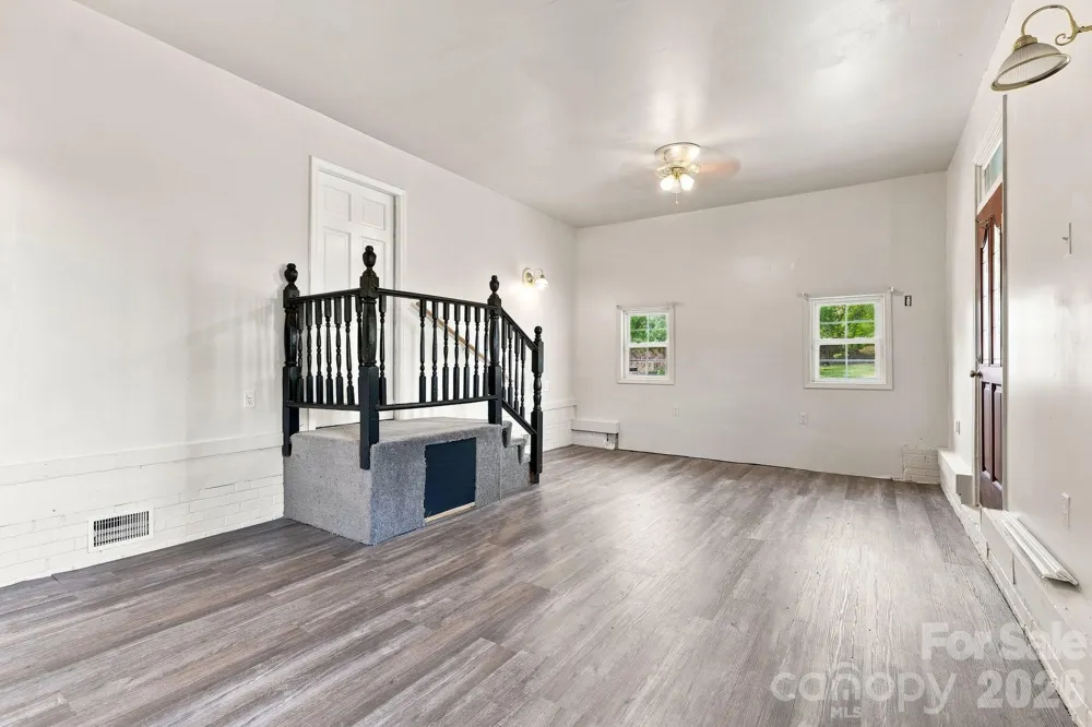 105 Peach Orchard Drive Greensboro, NC 27455