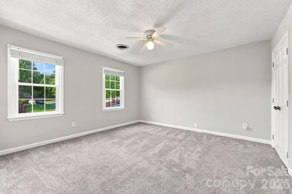 105 Peach Orchard Drive Greensboro, NC 27455