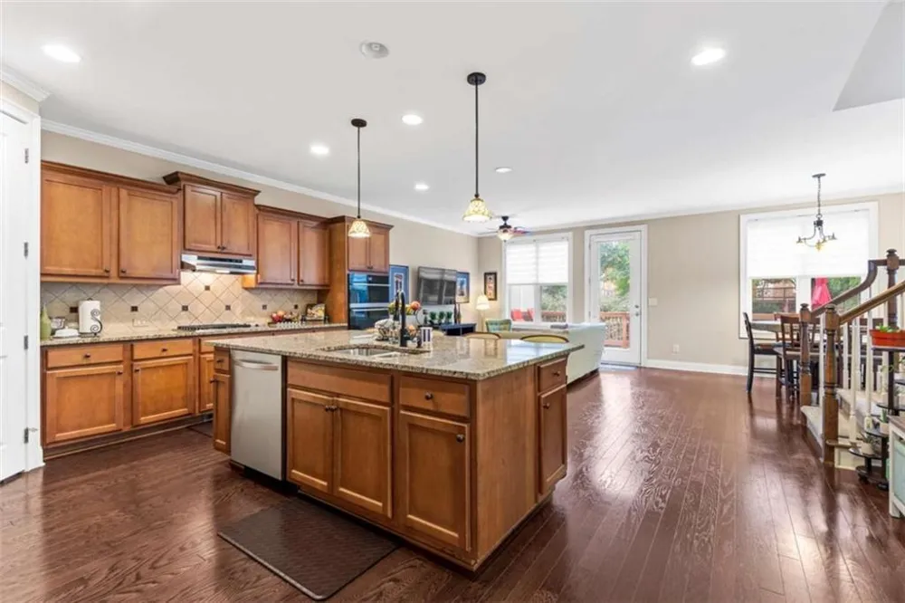 5100 Waters Edge Trail Roswell, GA 30075