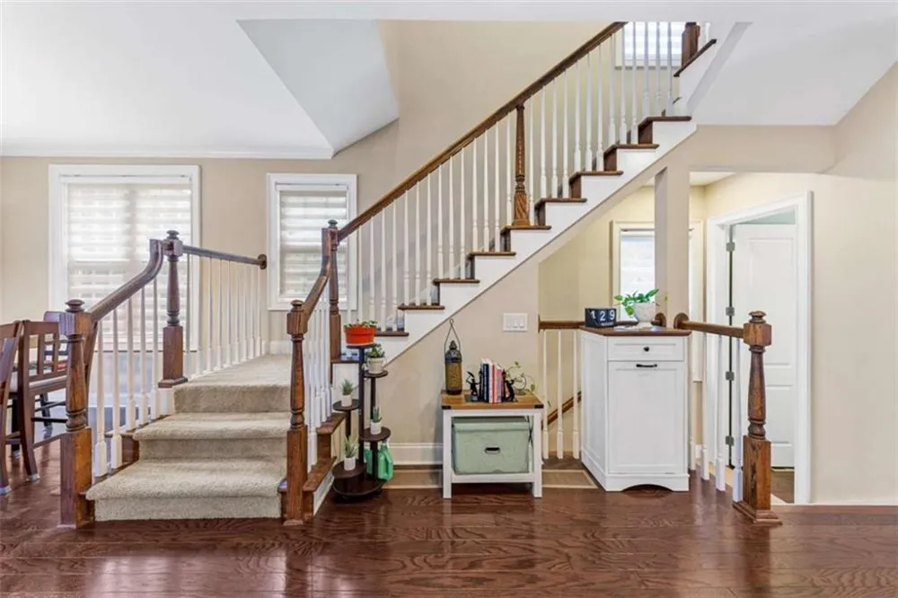 5100 Waters Edge Trail Roswell, GA 30075