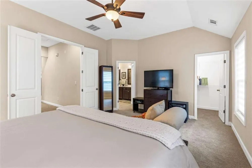 5100 Waters Edge Trail Roswell, GA 30075