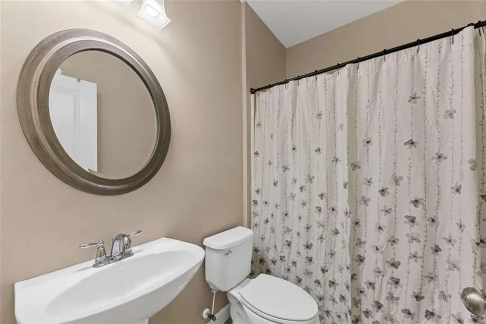 5100 Waters Edge Trail Roswell, GA 30075