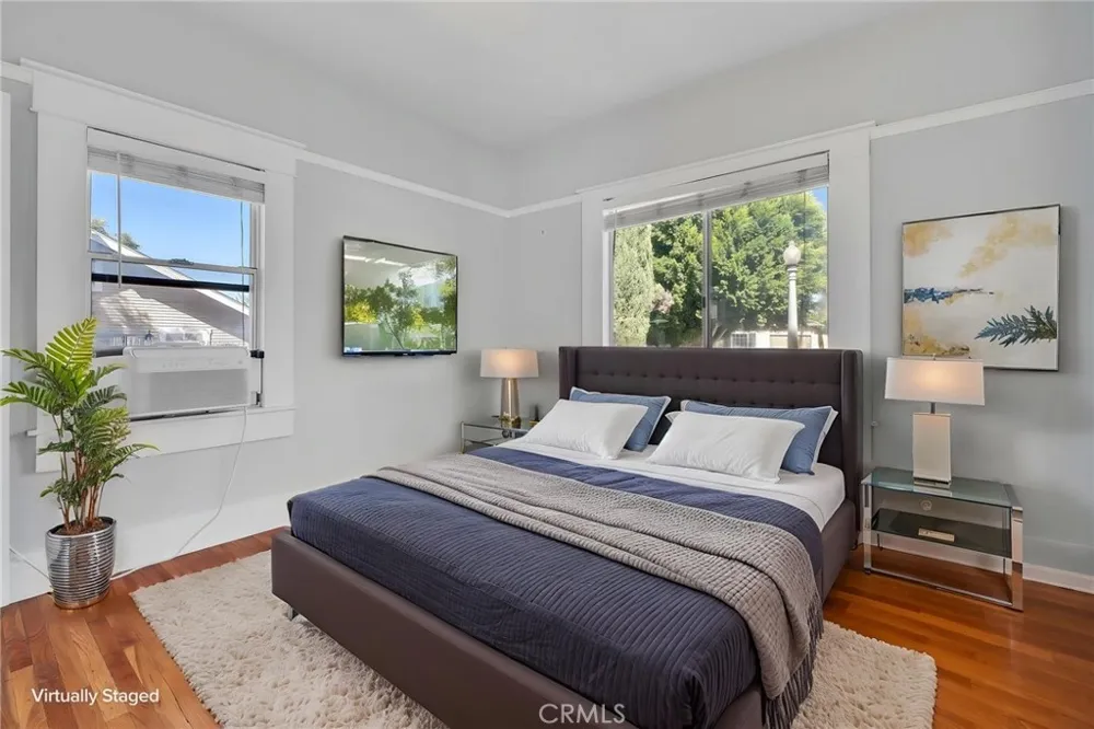 812 S Howard Corona, CA 92879
