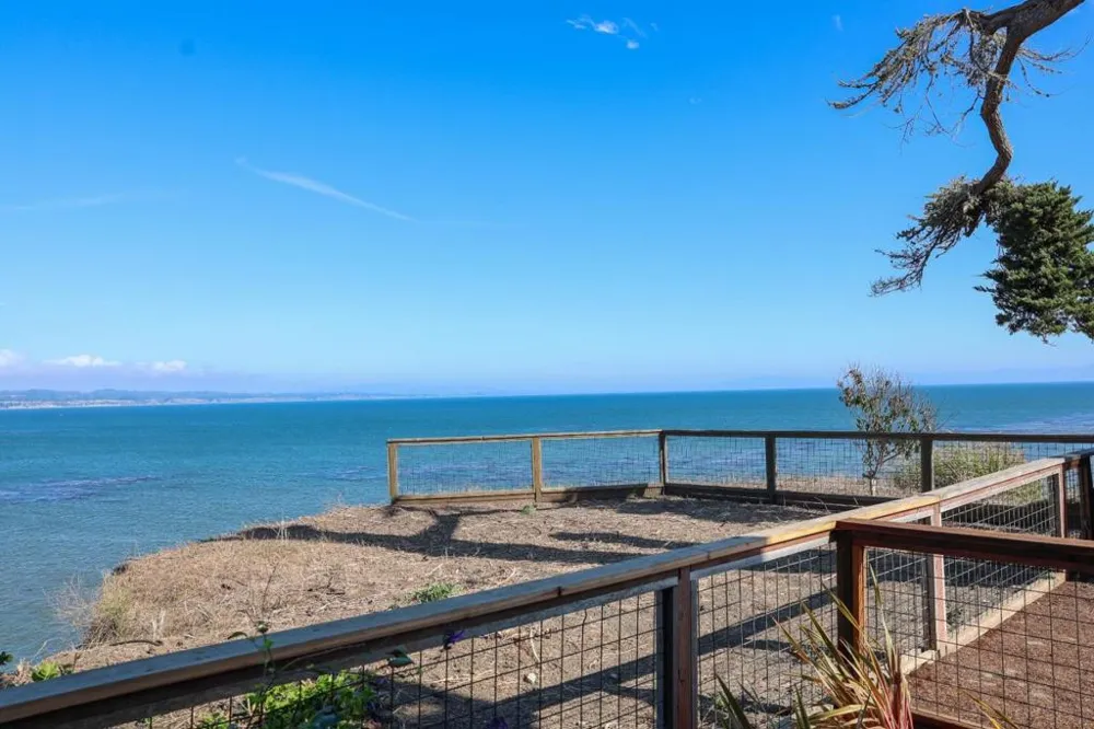 4820 Opal Cliff Drive #103 Capitola, CA 95010