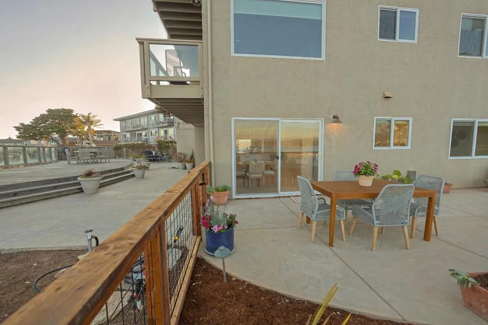 4820 Opal Cliff Drive #103 Capitola, CA 95010