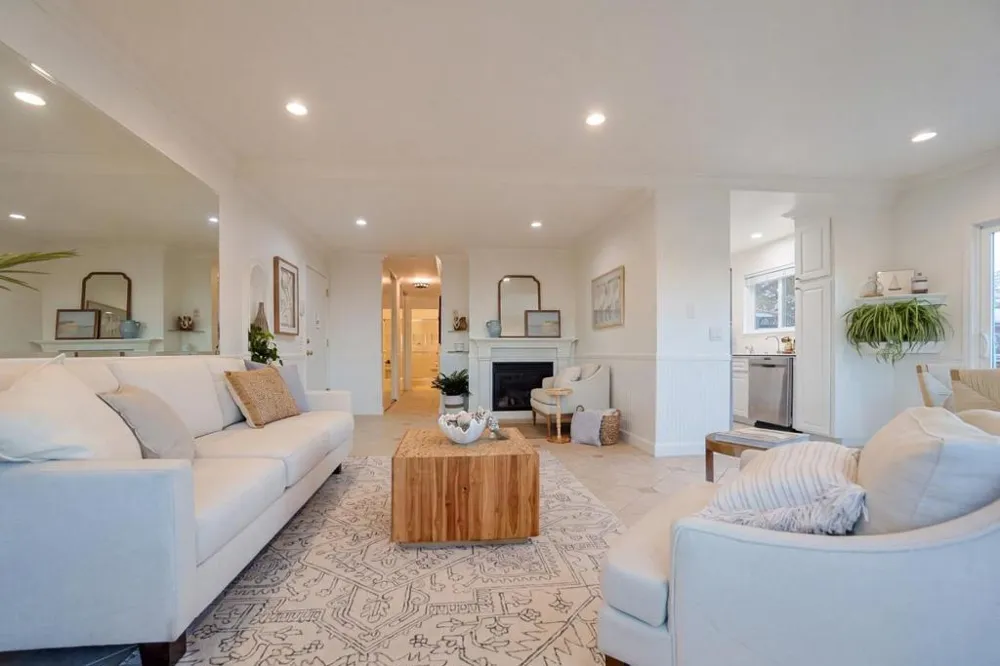 4820 Opal Cliff Drive #103 Capitola, CA 95010