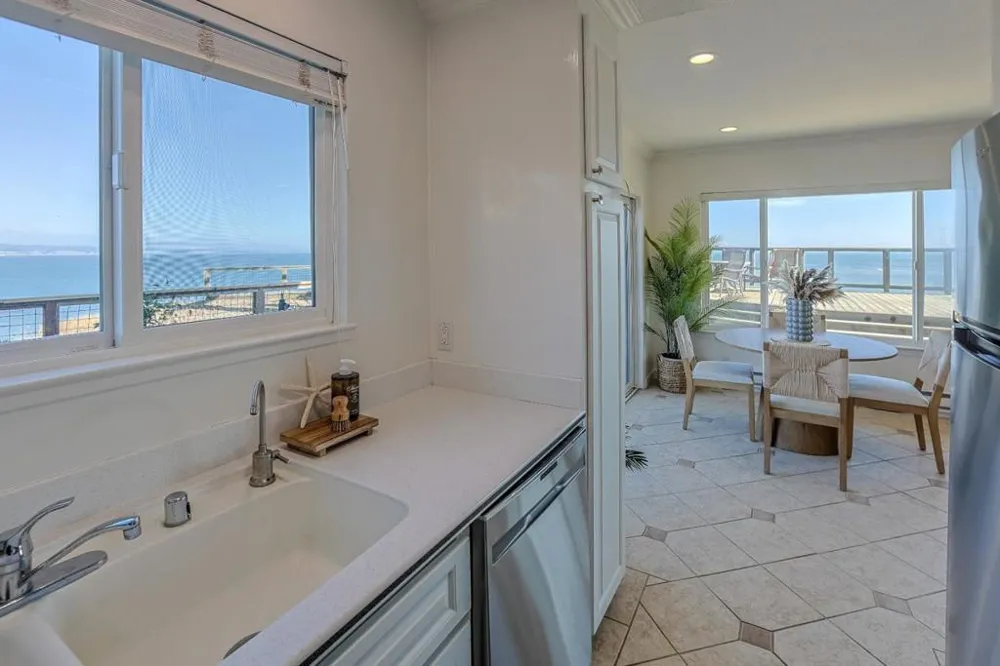 4820 Opal Cliff Drive #103 Capitola, CA 95010