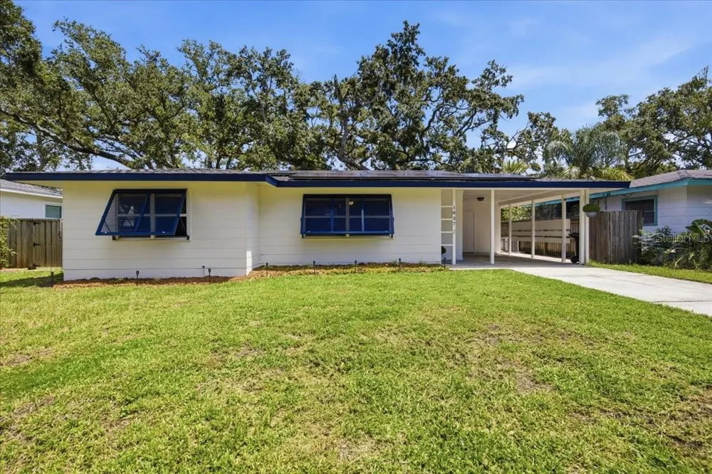 1837 PASADENA DRIVE Dunedin, FL 34698
