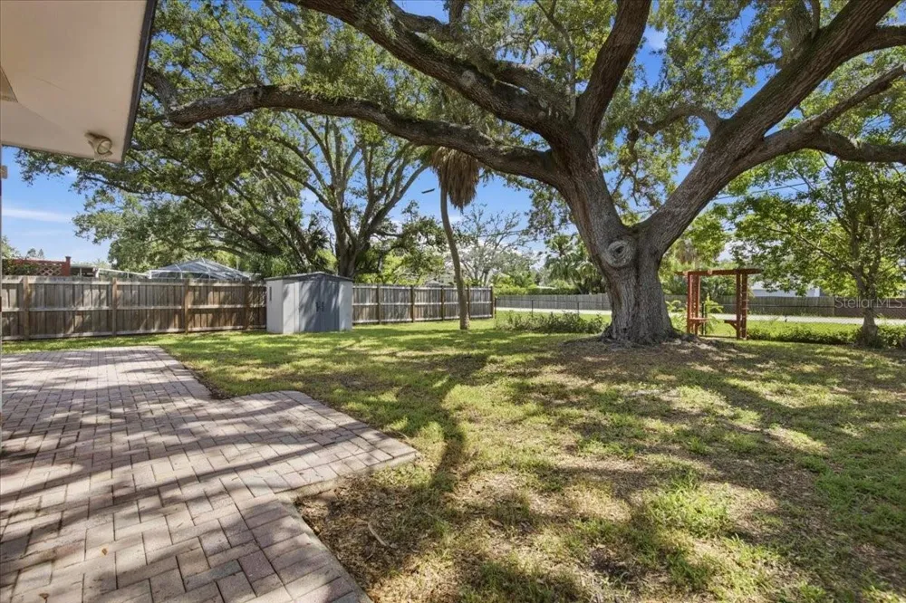 1837 PASADENA DRIVE Dunedin, FL 34698