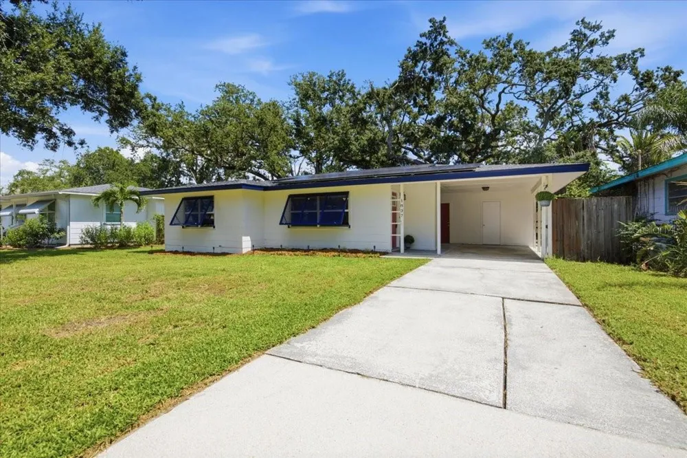 1837 PASADENA DRIVE Dunedin, FL 34698