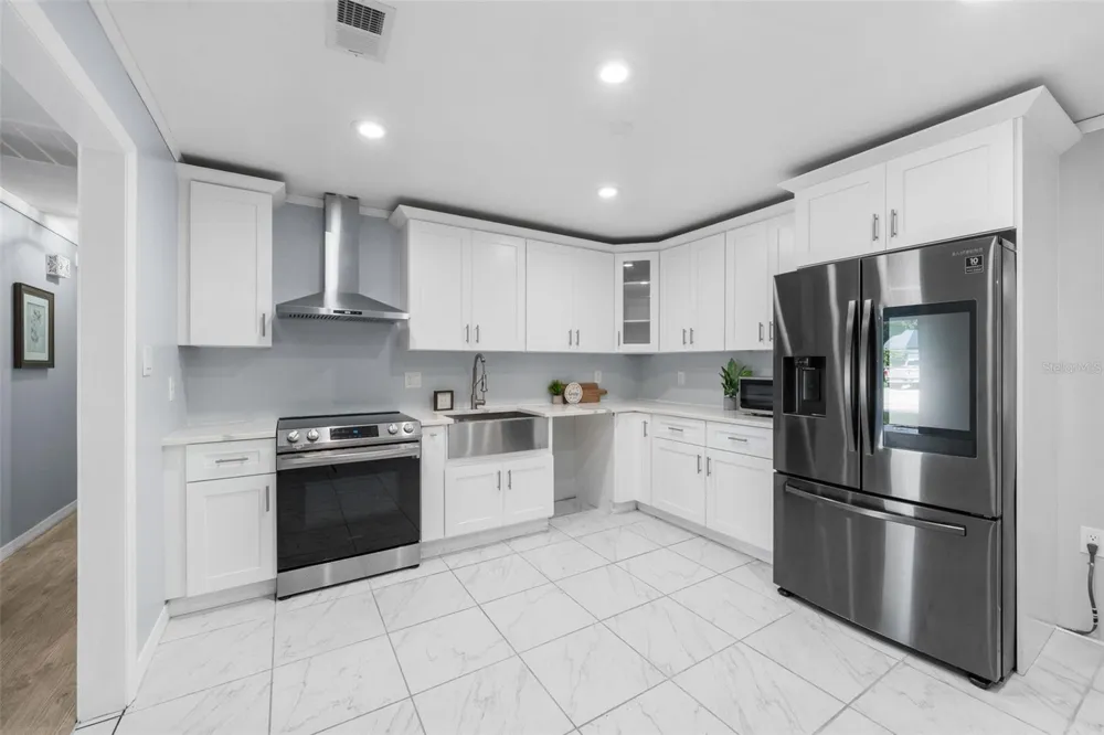 2827 NW 42ND PLACE Gainesville, FL 32605
