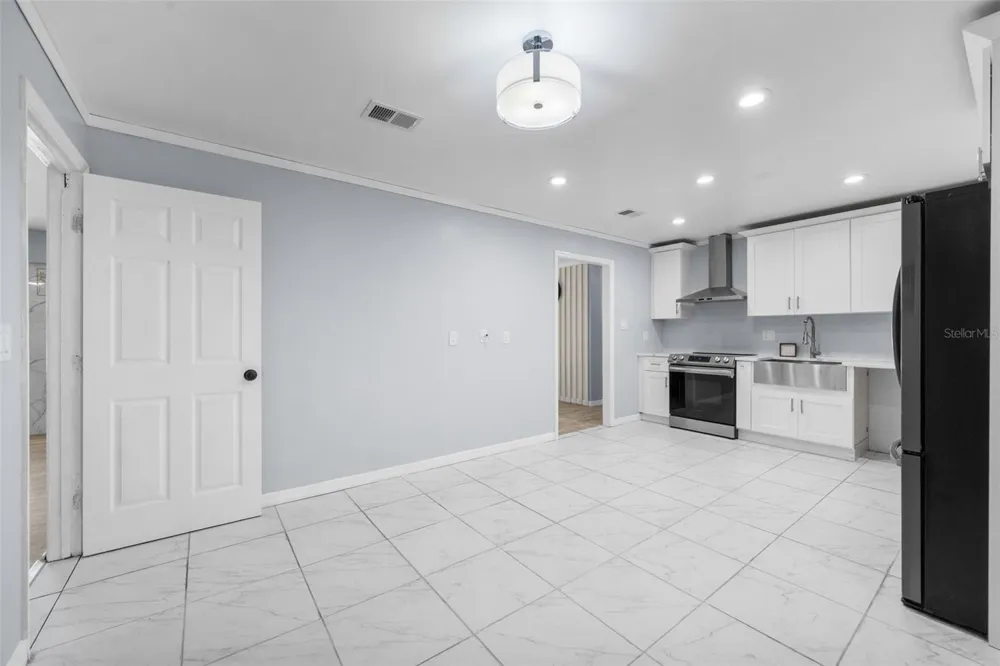 2827 NW 42ND PLACE Gainesville, FL 32605