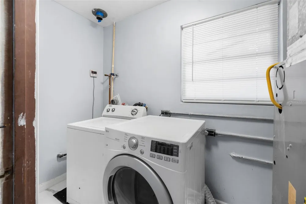 2827 NW 42ND PLACE Gainesville, FL 32605