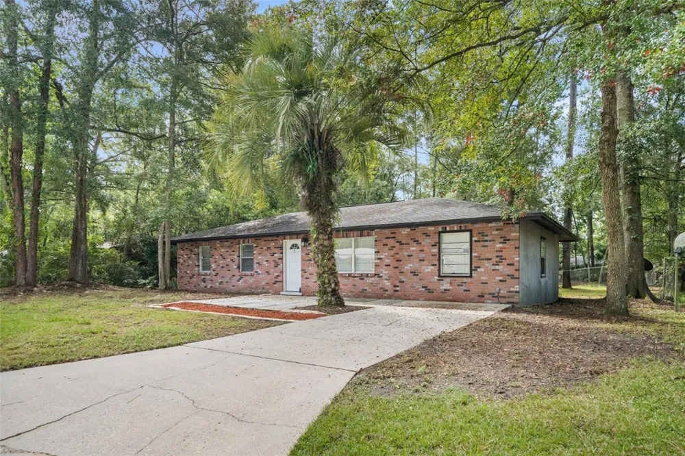 2827 NW 42ND PLACE Gainesville, FL 32605