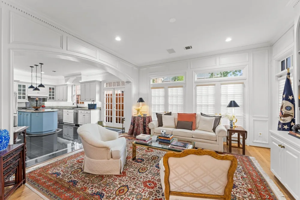 2222 Nantucket Drive #B Houston, TX 77057