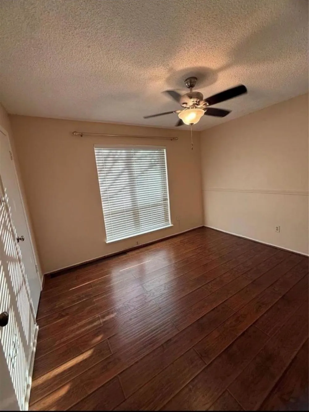 4027 Summit Valley Drive Houston, TX 77082