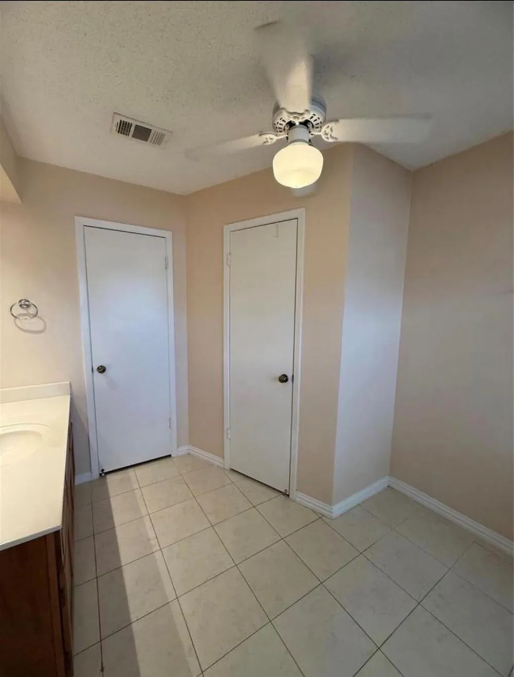 4027 Summit Valley Drive Houston, TX 77082