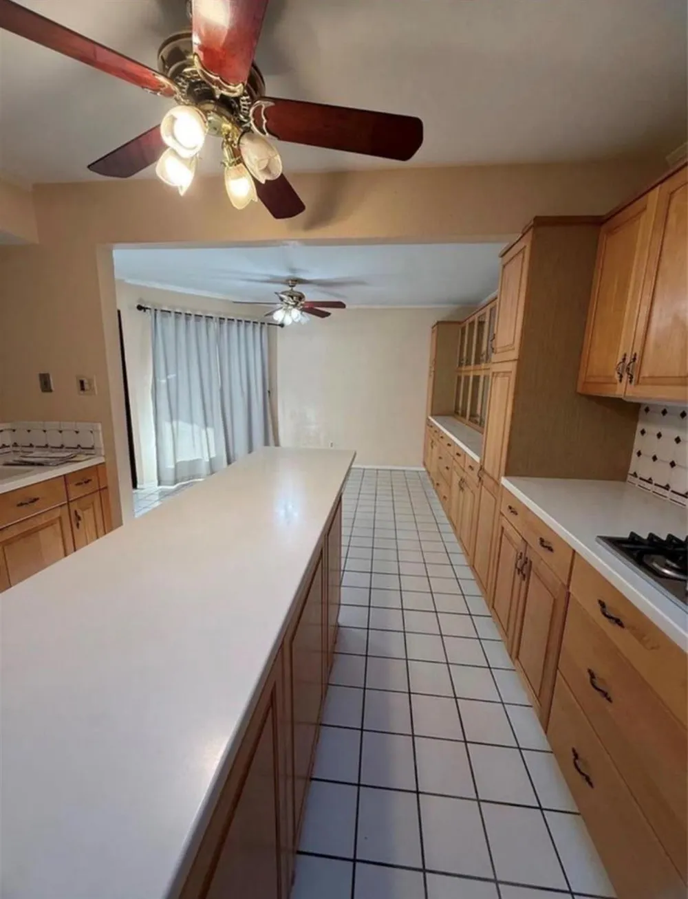 4027 Summit Valley Drive Houston, TX 77082
