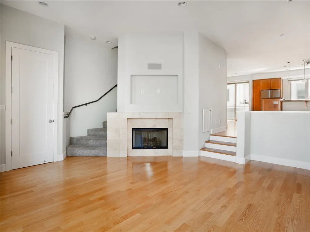 301 Kansas #C El Segundo, CA 90245