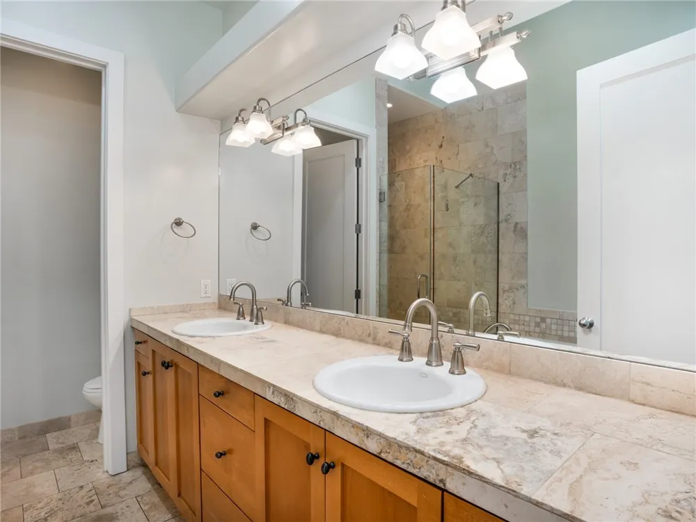 301 Kansas #C El Segundo, CA 90245