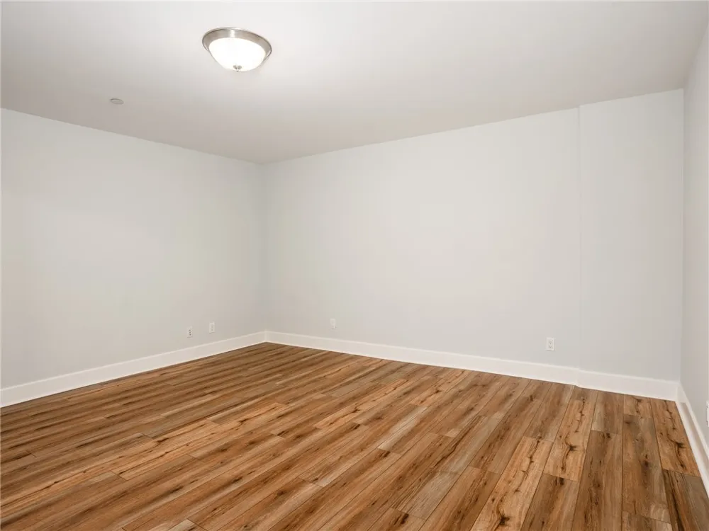301 Kansas #C El Segundo, CA 90245