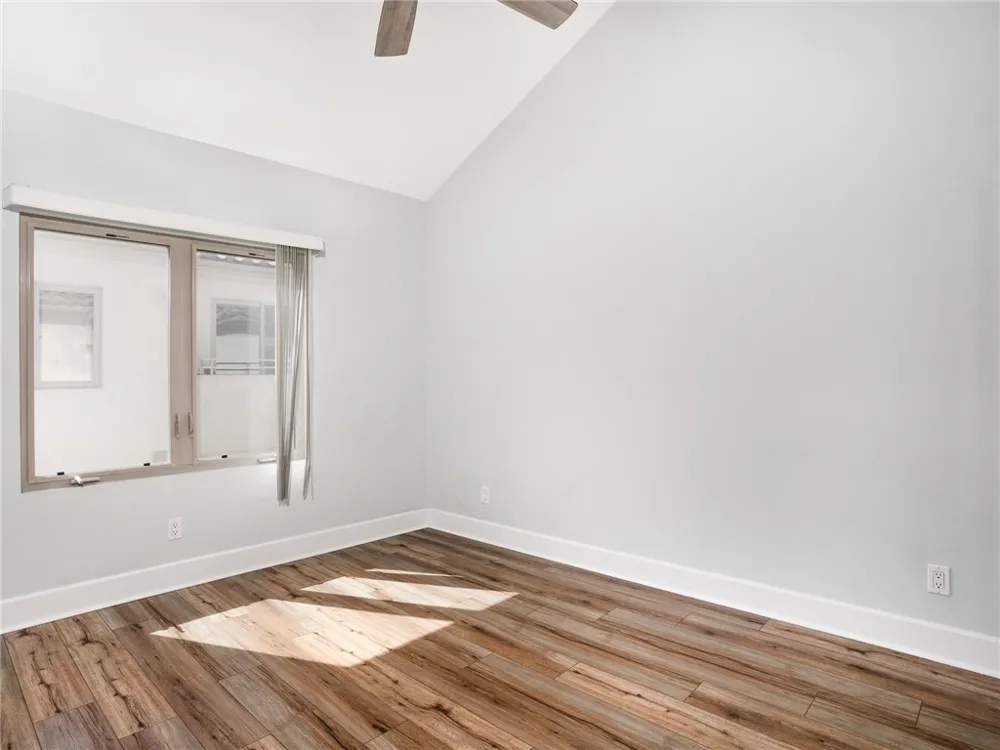 301 Kansas #C El Segundo, CA 90245