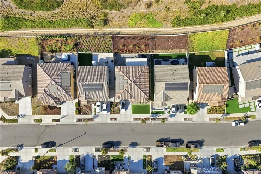 11698 Starlily Court Corona, CA 92883