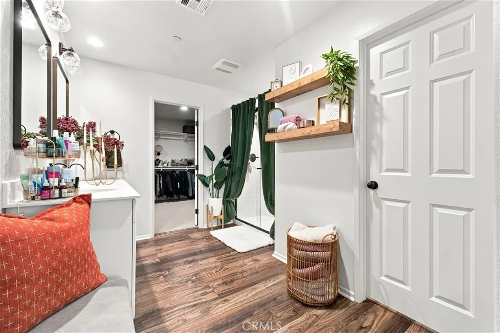 11698 Starlily Court Corona, CA 92883