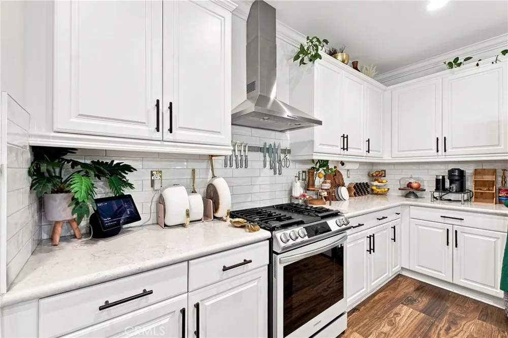 11698 Starlily Court Corona, CA 92883