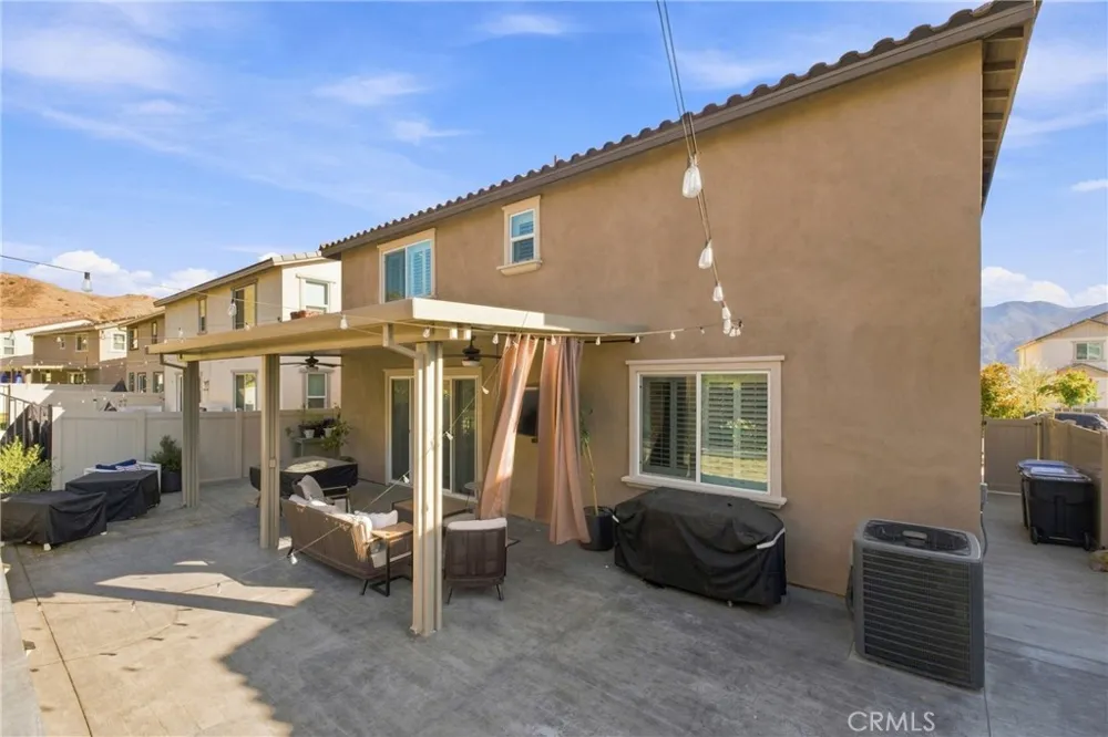 11698 Starlily Court Corona, CA 92883