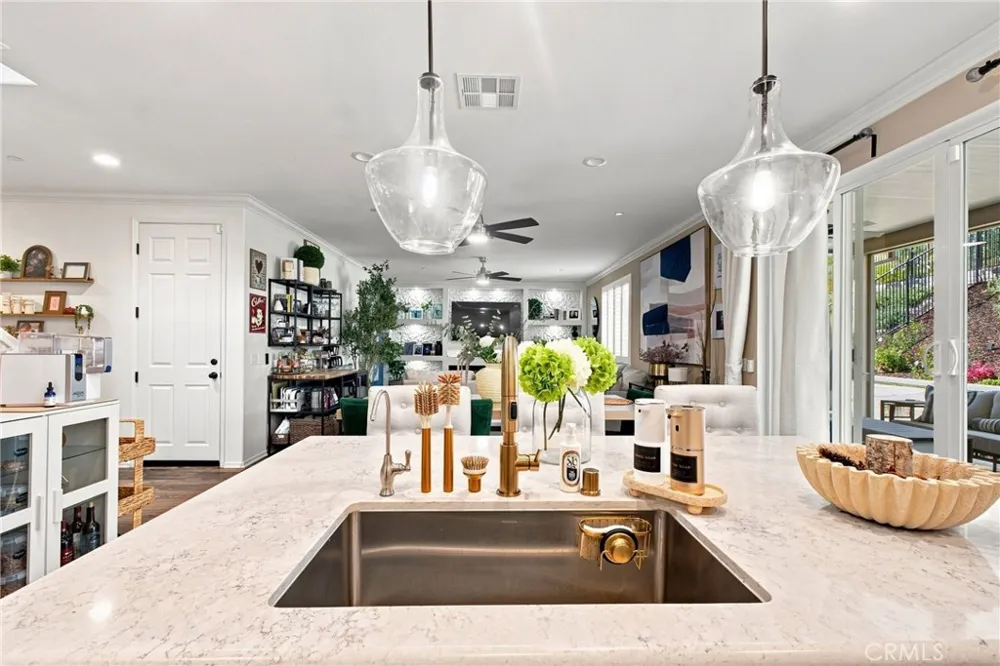 11698 Starlily Court Corona, CA 92883