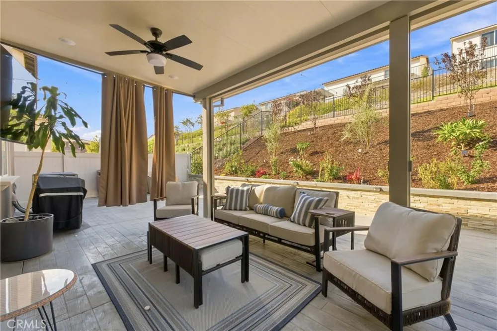 11698 Starlily Court Corona, CA 92883