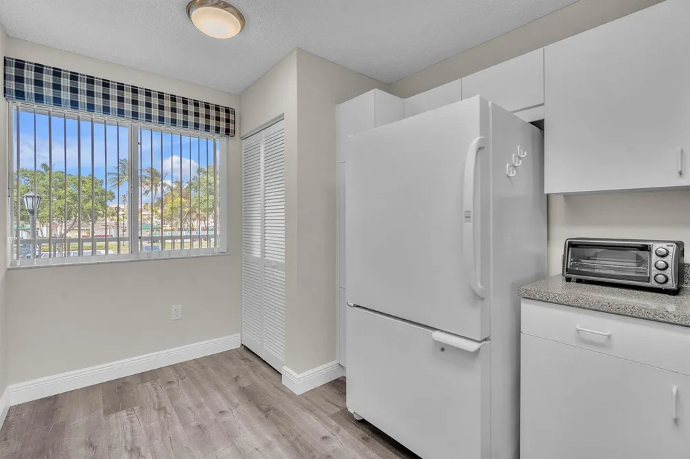 9560 Weldon Circle #J210 Tamarac, FL 33321