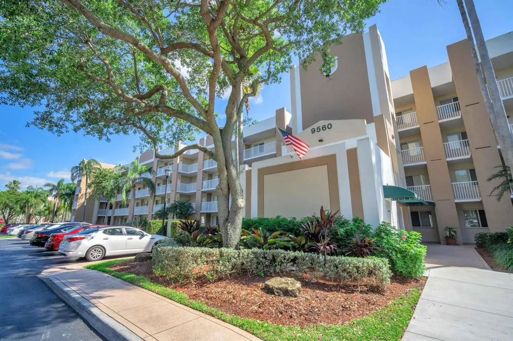 9560 Weldon Circle #J210 Tamarac, FL 33321